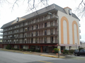 Гостиница Studio 9 Inn & Suites  Декатур